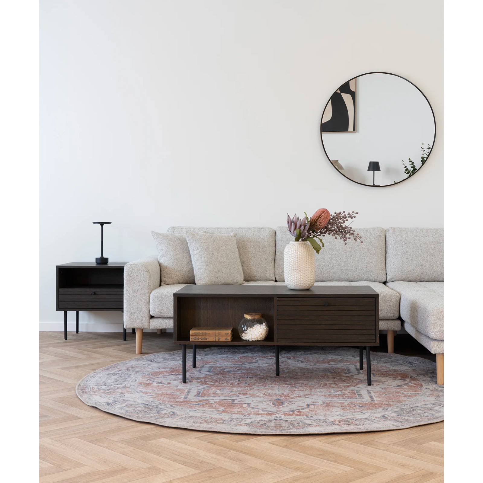 Vi tilbyder borde i mange materialer